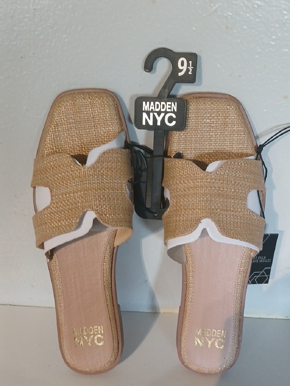 Women's Size 9 1/2 Madden NYC Tan Woven Slide Sandals
